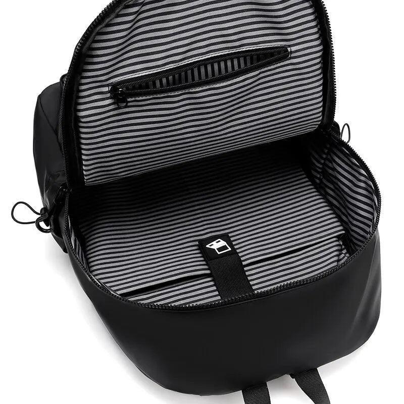 Compartimentos interiores de mochila negra para hombre, organizador para laptop y accesorios