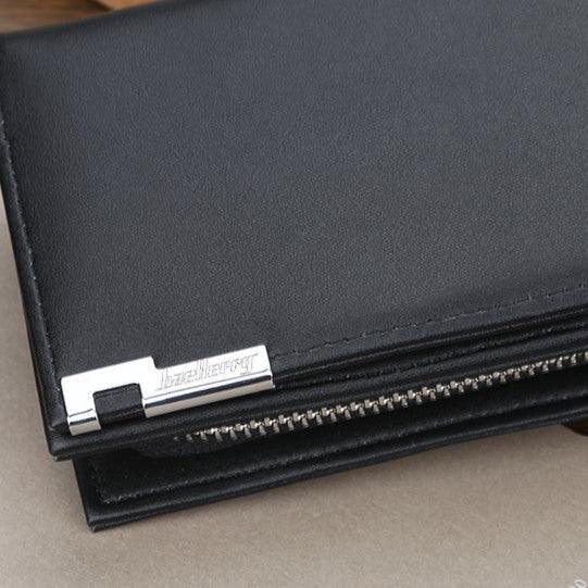 Cartera masculina de cuero negra con cremallera y detalle metálico, elegante y moderna