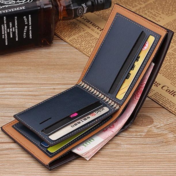 Cartera masculina Baellerry en cuero PU abierta mostrando compartimentos para tarjetas y billetes